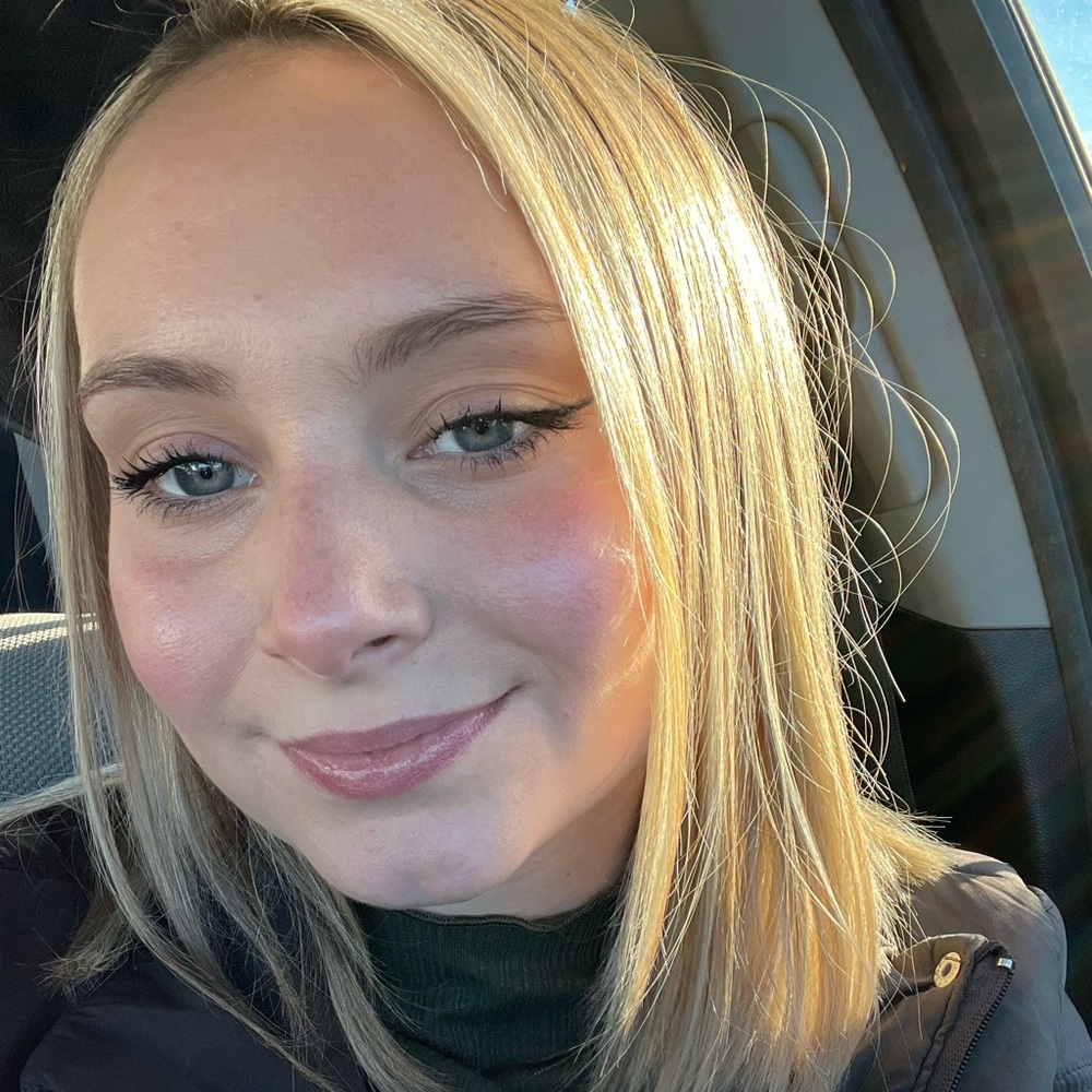 Meet your Posher, Amber